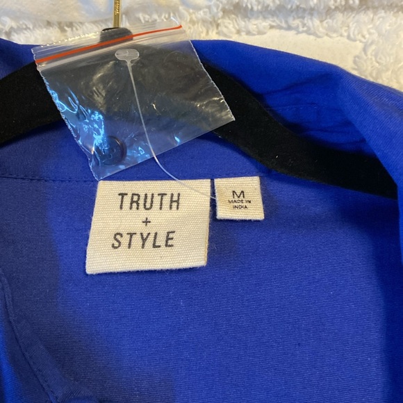 Truth and Style peplum shirt, NWOT - Picture 6 of 6